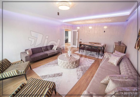 Gallery 72